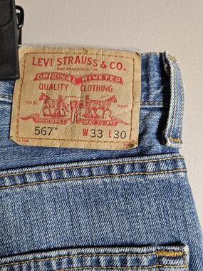 Levi's Men's Relaxed Jeans in Light Blue Denim